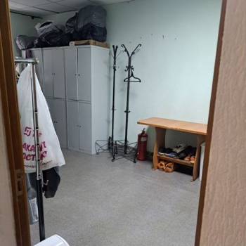 Продается Нежилое помещение, 194 м²