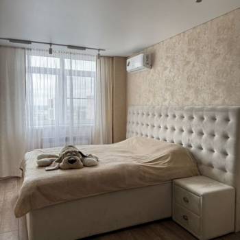Продается 3-х комнатная квартира, 101 м²