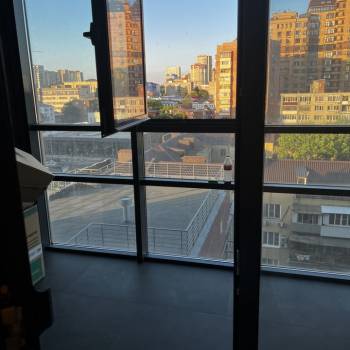 Сдается 1-комнатная квартира, 59 м²