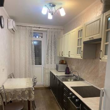 Сдается 1-комнатная квартира, 42 м²