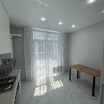 Сдается 1-комнатная квартира, 41 м²