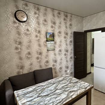 Сдается 1-комнатная квартира, 38 м²