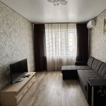 Сдается 1-комнатная квартира, 38 м²