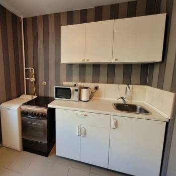 Сдается 1-комнатная квартира, 40 м²