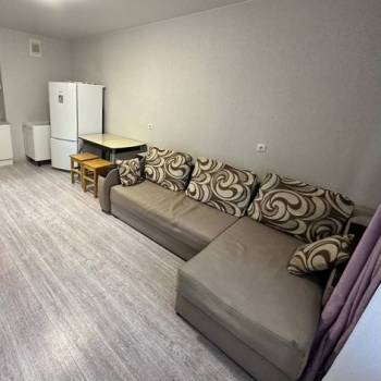 Сдается 1-комнатная квартира, 29,9 м²