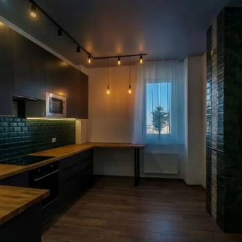 Продается 2-х комнатная квартира, 81 м²