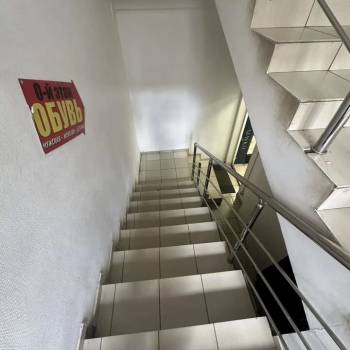 Сдается Нежилое помещение, 182 м²