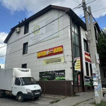 Сдается Нежилое помещение, 182 м²