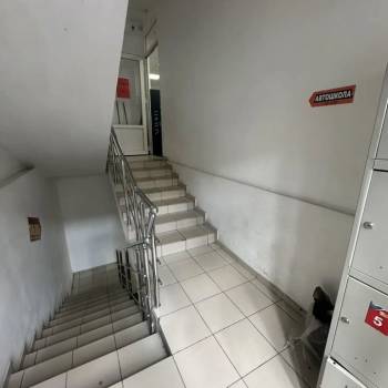 Сдается Нежилое помещение, 182 м²