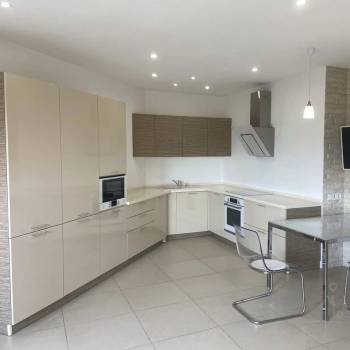 Сдается 2-х комнатная квартира, 70 м²