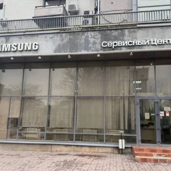 Сдается Нежилое помещение, 240 м²