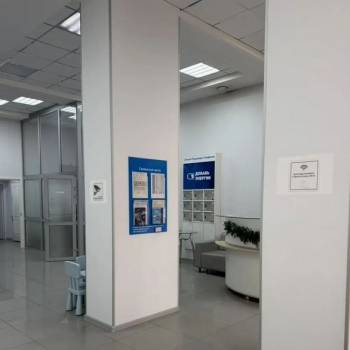 Сдается Нежилое помещение, 240 м²
