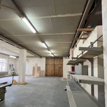 Сдается Нежилое помещение, 700 м²