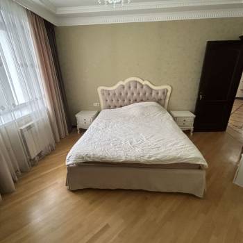 Продается 2-х комнатная квартира, 84 м²