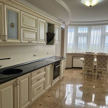 Продается 2-х комнатная квартира, 84 м²