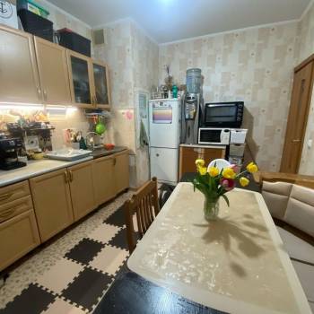 Продается 3-х комнатная квартира, 67,9 м²