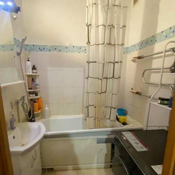 Продается 3-х комнатная квартира, 67,9 м²