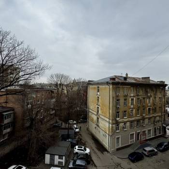 Продается 1-комнатная квартира, 54 м²