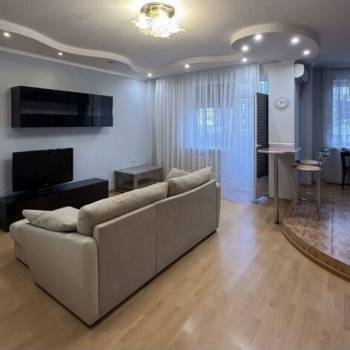 Продается 1-комнатная квартира, 45 м²