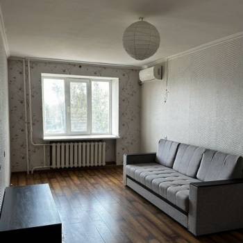 Сдается 1-комнатная квартира, 50 м²
