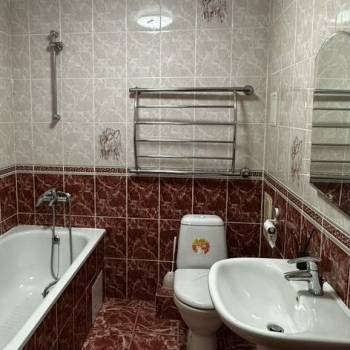 Сдается 1-комнатная квартира, 50 м²