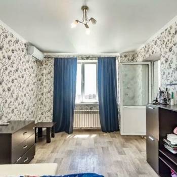 Продается 1-комнатная квартира, 38 м²