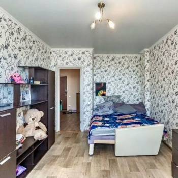 Продается 1-комнатная квартира, 38 м²
