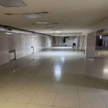 Сдается Нежилое помещение, 450 м²