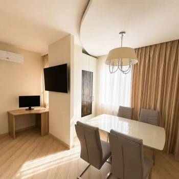 Продается 1-комнатная квартира, 65,9 м²