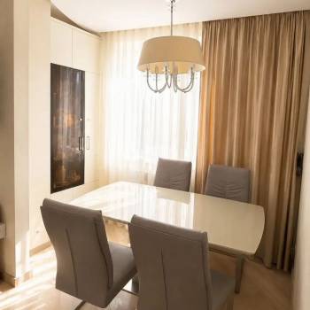 Продается 1-комнатная квартира, 65,9 м²