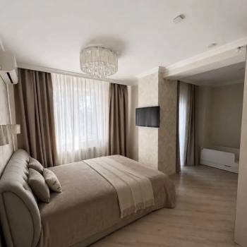 Продается 1-комнатная квартира, 65,9 м²