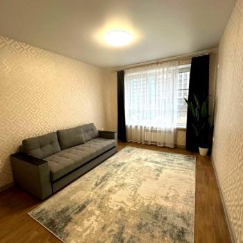 Сдается 2-х комнатная квартира, 60 м²