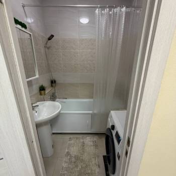 Продается 2-х комнатная квартира, 57 м²