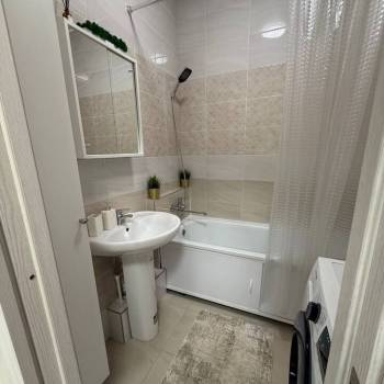 Продается 2-х комнатная квартира, 57 м²
