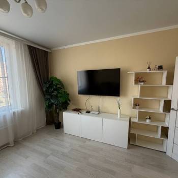 Продается 2-х комнатная квартира, 57 м²