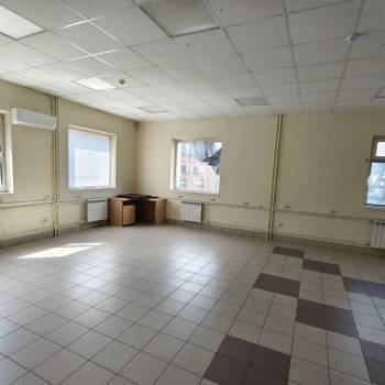 Сдается Нежилое помещение, 114 м²