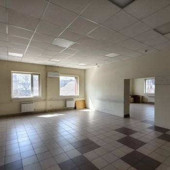 Сдается Нежилое помещение, 114 м²