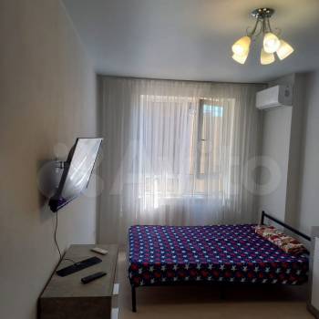 Сдается 1-комнатная квартира, 42 м²