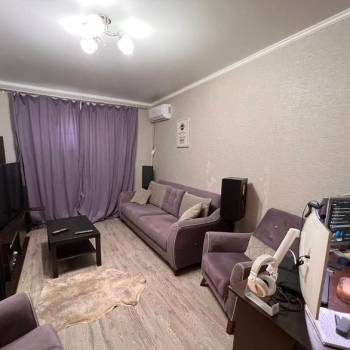 Продается 1-комнатная квартира, 41,7 м²