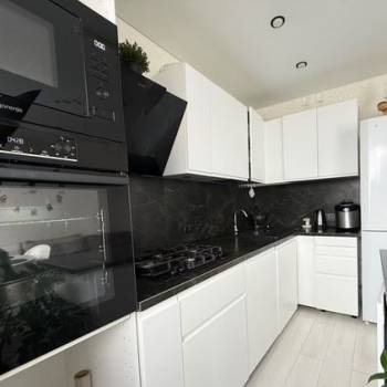 Продается 2-х комнатная квартира, 60,5 м²