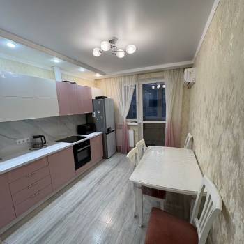 Сдается 2-х комнатная квартира, 60,6 м²