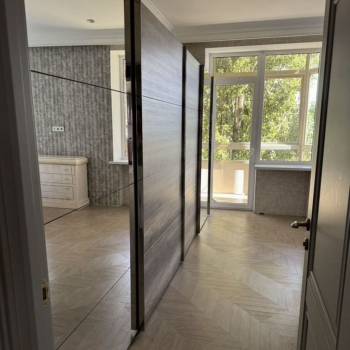 Продается 2-х комнатная квартира, 80,7 м²