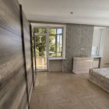 Продается 2-х комнатная квартира, 80,7 м²