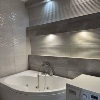 Продается 2-х комнатная квартира, 80,7 м²