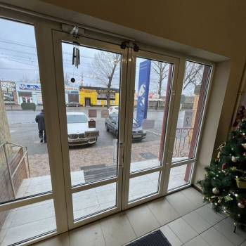 Сдается Нежилое помещение, 650 м²
