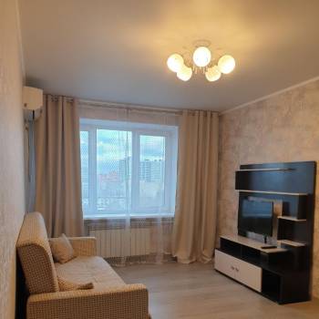 Сдается Многокомнатная квартира, 60 м²