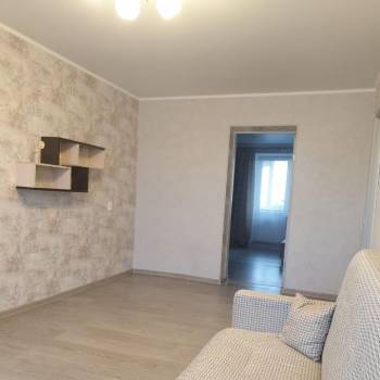 Сдается Многокомнатная квартира, 60 м²