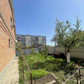 Продается Дом, 303 м²