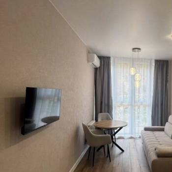 Продается 1-комнатная квартира, 38 м²