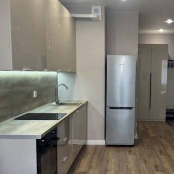 Продается 1-комнатная квартира, 38 м²